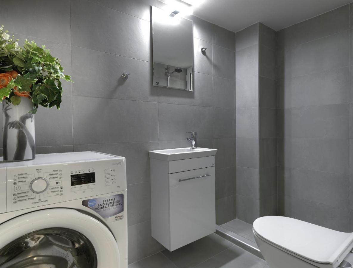 New Hidden Gem, A Studio At A Super Prime Location Αθήνα Εξωτερικό φωτογραφία